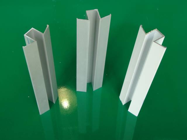 ÖZEL GİZLİ CAM BÖLME OMEGA PROFİLİ